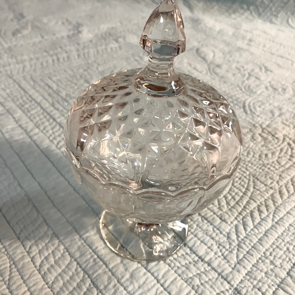 Longchamp clear crystal by Cristal D’ Arques-Durand footed candy dish with li